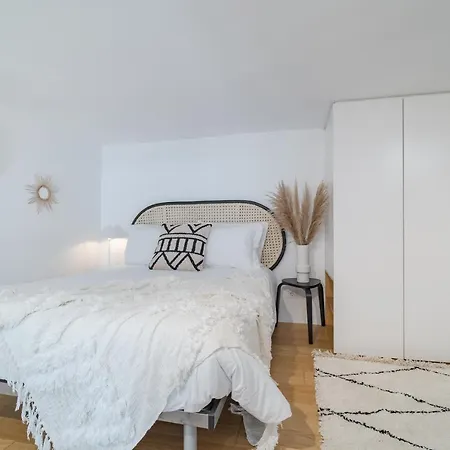 Casa Boma - Duplex In The Heart Of - Arroios I Lisbon
